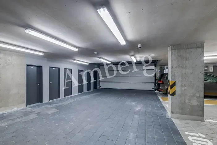 Pronájem bytu 1+kk, Praha - Karlín, U Sluncové, 33 m2