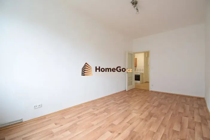 Pronájem bytu 2+1, Praha - Nusle, U gymnázia, 55 m2