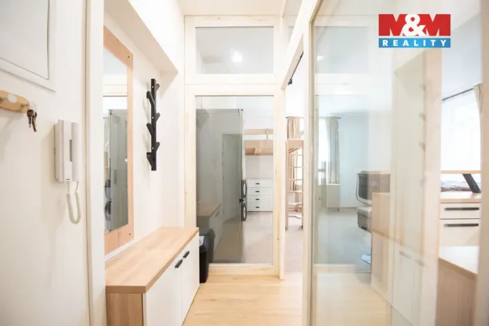 Pronájem bytu 1+kk, Hořice, Čsl. armády, 36 m2