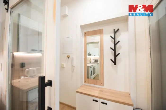 Pronájem bytu 1+kk, Hořice, Čsl. armády, 36 m2