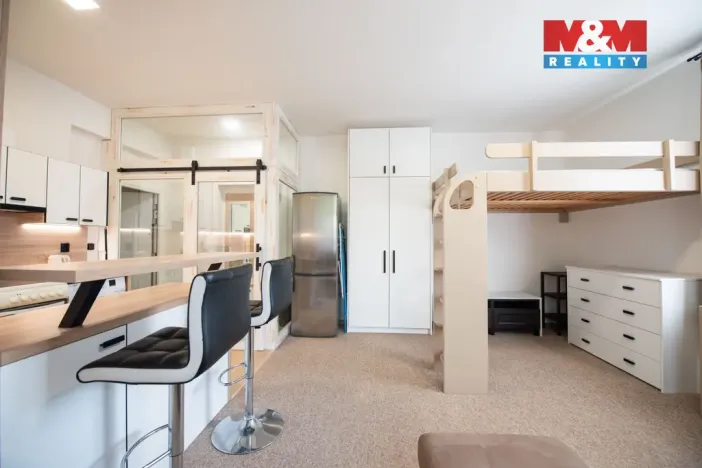 Pronájem bytu 1+kk, Hořice, Čsl. armády, 36 m2