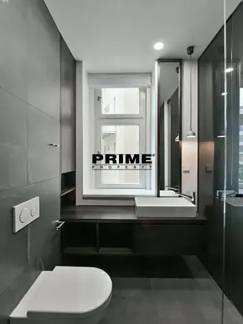 Pronájem bytu 4+kk, Praha - Vinohrady, náměstí Jiřího z Poděbrad, 107 m2