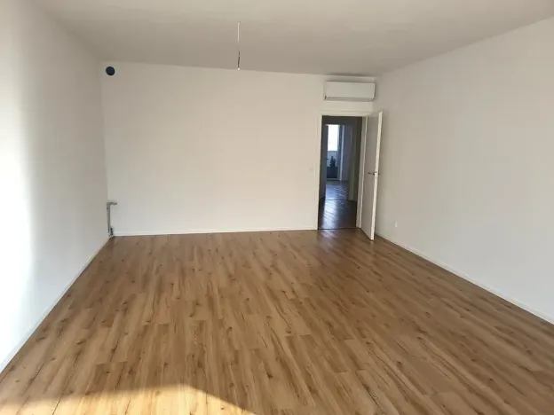 Prodej bytu 4+kk, Znojmo, Jarošova, 110 m2