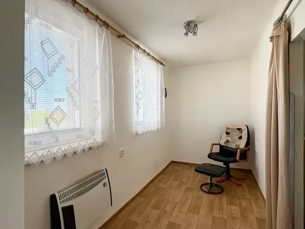 Prodej bytu 3+1, Rostoklaty, 52 m2