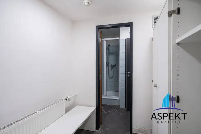 Pronájem kanceláře, Praha - Chodov, Líbalova, 23 m2