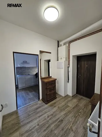 Pronájem bytu 1+1, Český Těšín, Ostravská, 39 m2