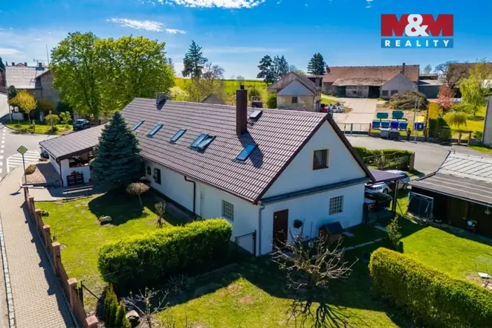 Prodej restaurace, Suchdol, 390 m2