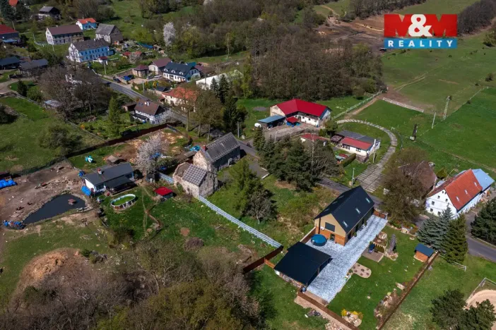 Prodej rodinného domu, Libouchec - Knínice, 180 m2