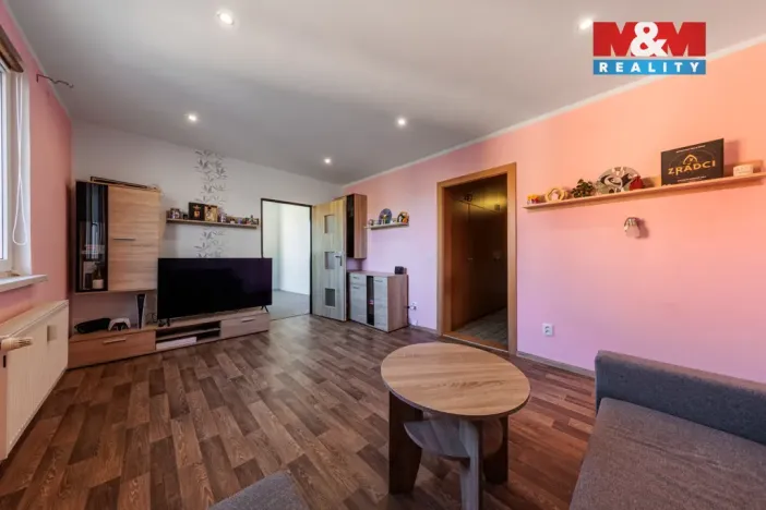 Prodej bytu 3+1, Habartov, Karla Čapka, 55 m2