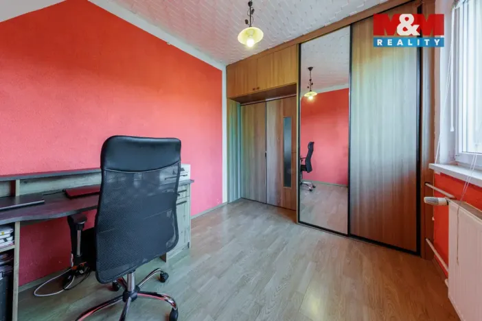 Prodej bytu 3+1, Habartov, Karla Čapka, 55 m2