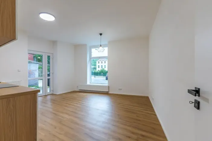 Pronájem bytu 2+kk, Praha - Košíře, Fabiánova, 40 m2