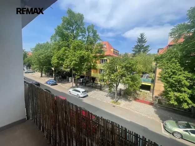 Pronájem bytu 2+kk, Praha - Žižkov, U kněžské louky, 50 m2