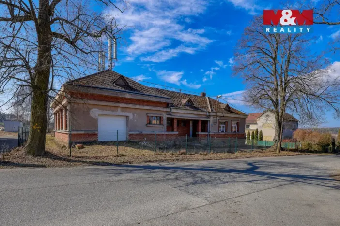 Prodej rodinného domu, Zahrádka, 300 m2