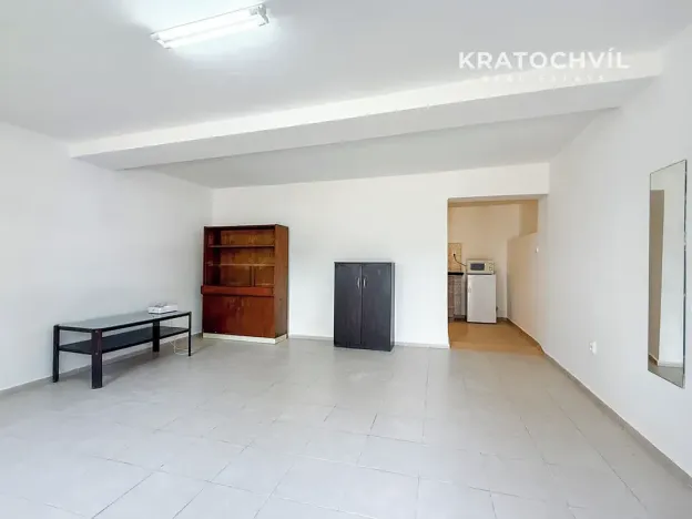 Pronájem bytu 1+kk, Kladno, Vrapická, 38 m2