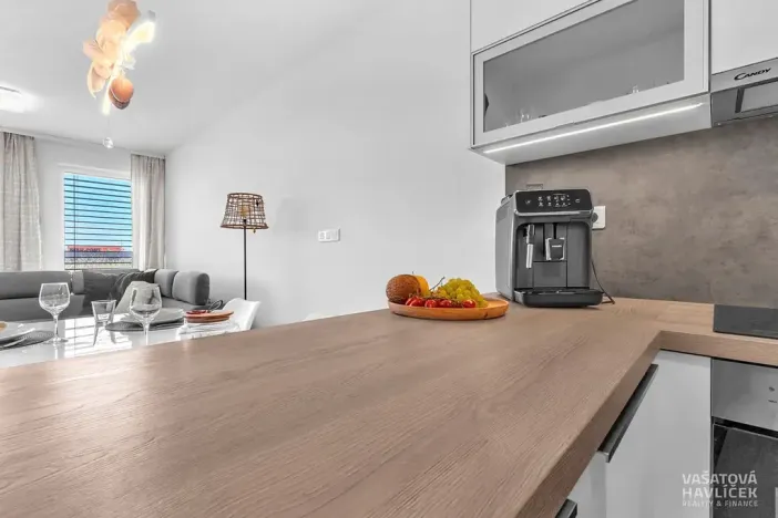 Pronájem bytu 3+kk, Lochenice, 103 m2