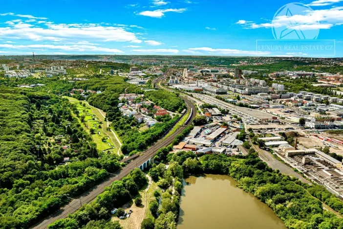 Prodej bytu 2+kk, Praha - Vysočany, Kolmá, 80 m2