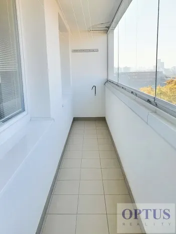 Pronájem bytu 1+kk, Praha - Podolí, Kaplická, 28 m2