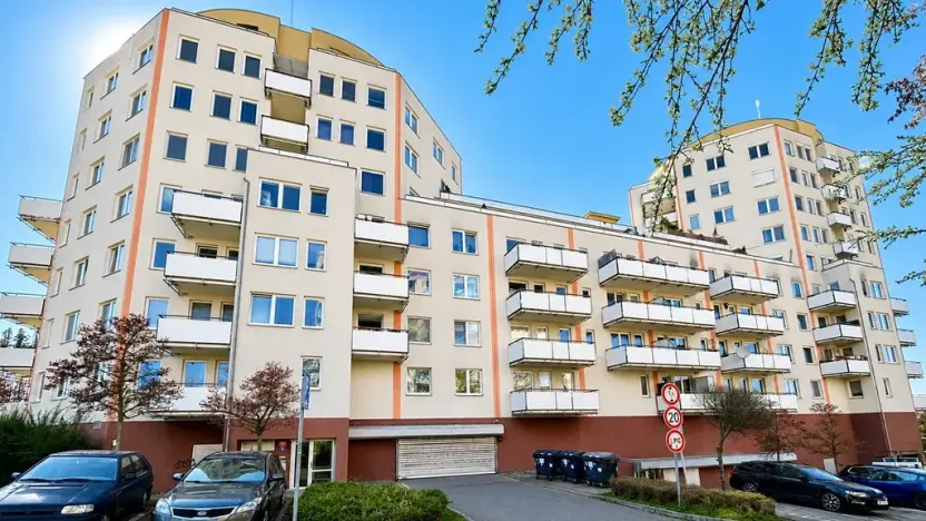 Pronájem bytu 2+kk, Praha - Modřany, Semická, 52 m2