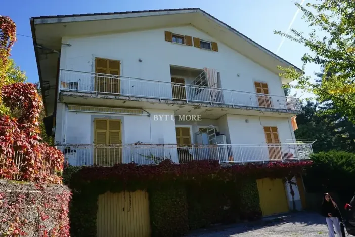 Prodej bytu 3+kk, Crocefieschi, Itálie, 80 m2