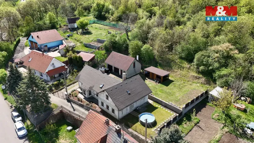 Prodej rodinného domu, Korozluky, 200 m2