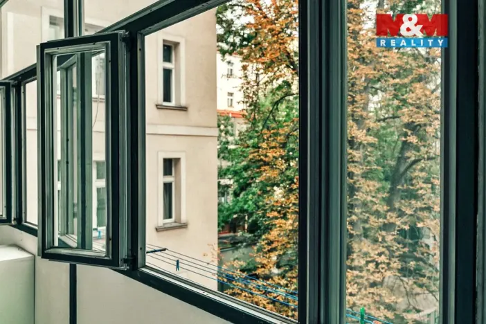Pronájem bytu 1+1, Praha - Smíchov, Na Celné, 35 m2
