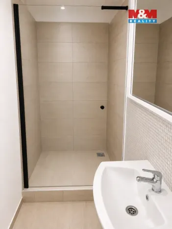 Pronájem bytu 1+kk, Senohraby, Hlavní, 29 m2