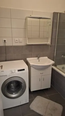 Pronájem bytu 1+kk, Praha - Strašnice, Černokostelecká, 39 m2