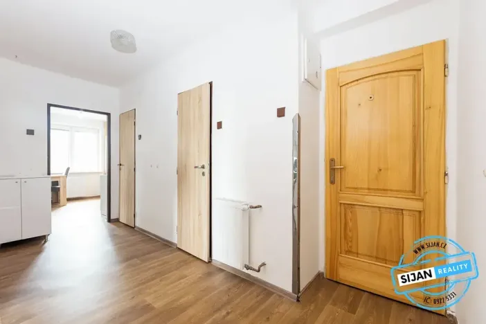 Prodej bytu 3+1, Březová, 77 m2