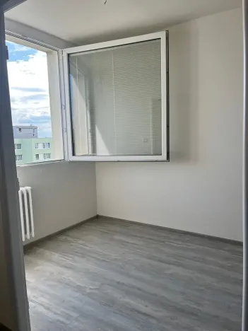 Pronájem bytu 2+1, Praha - Bohnice, Feřtekova, 66 m2