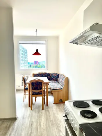 Pronájem bytu 2+1, Praha - Bohnice, Feřtekova, 66 m2