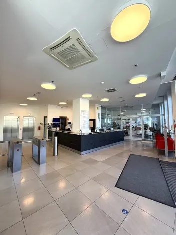 Pronájem kanceláře, Brno, Úzká, 300 m2