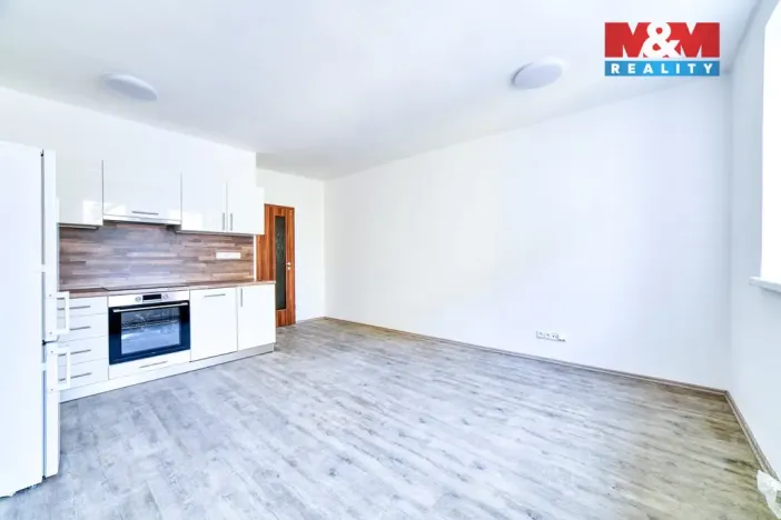 Pronájem bytu 1+kk, Františkovy Lázně, Národní, 30 m2