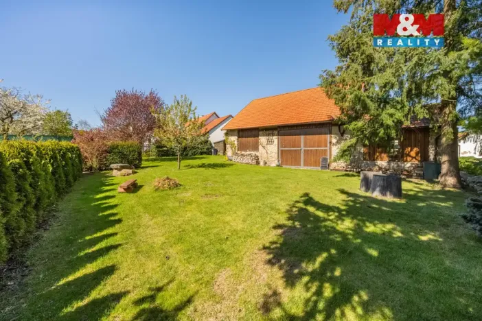 Prodej rodinného domu, Struhařov - Bořeňovice, 343 m2