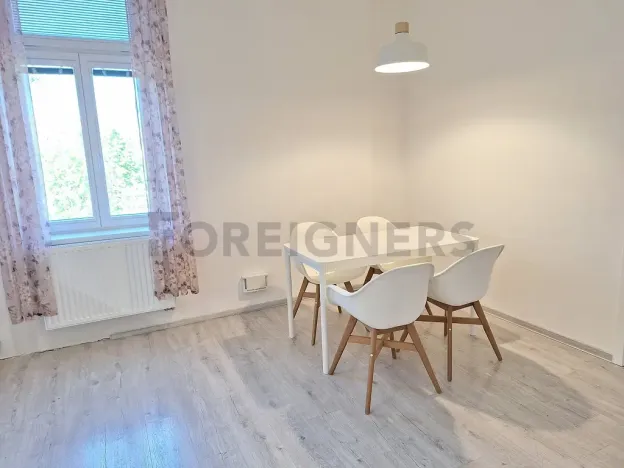 Pronájem bytu 2+kk, Olomouc, Dobrovského, 46 m2