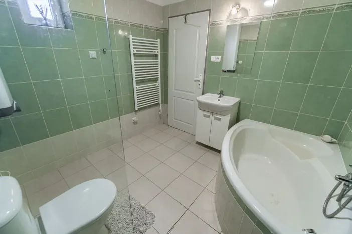 Prodej chaty, Hvožďany, 260 m2