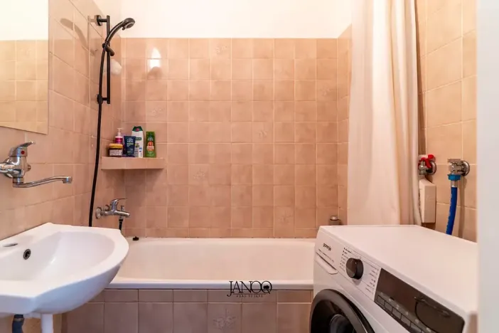 Pronájem bytu 2+1, Hrušovany u Brna, Sídliště, 64 m2