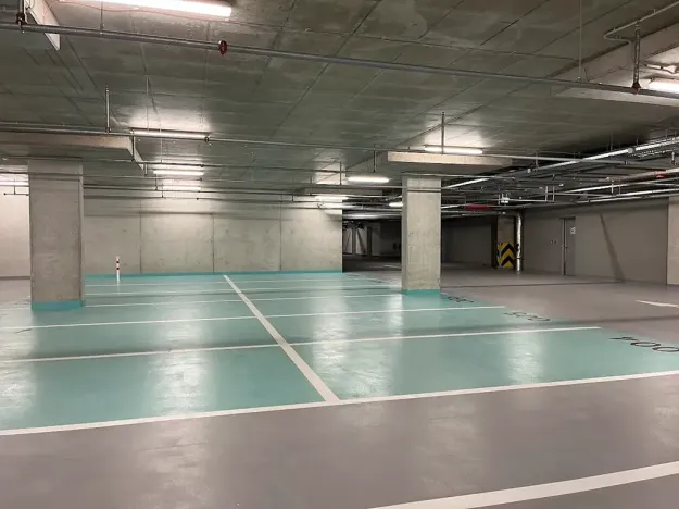 Pronájem garážového stání, Brno, Fuchsova, 14 m2