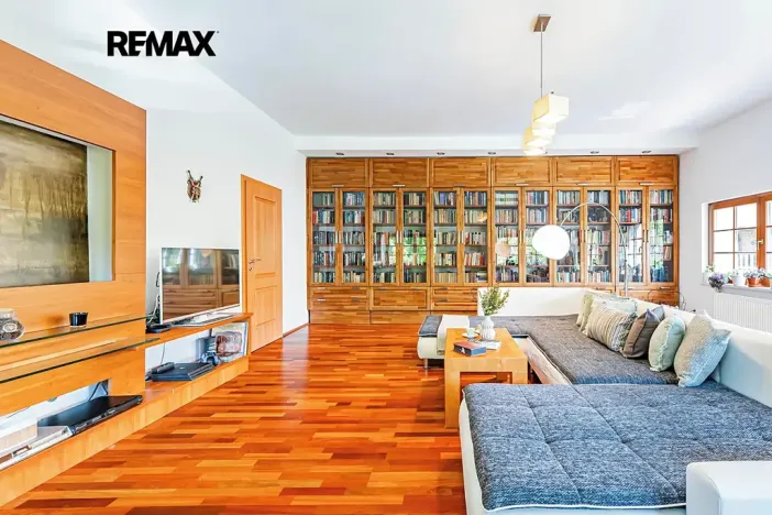 Prodej rodinného domu, Zbiroh, 180 m2