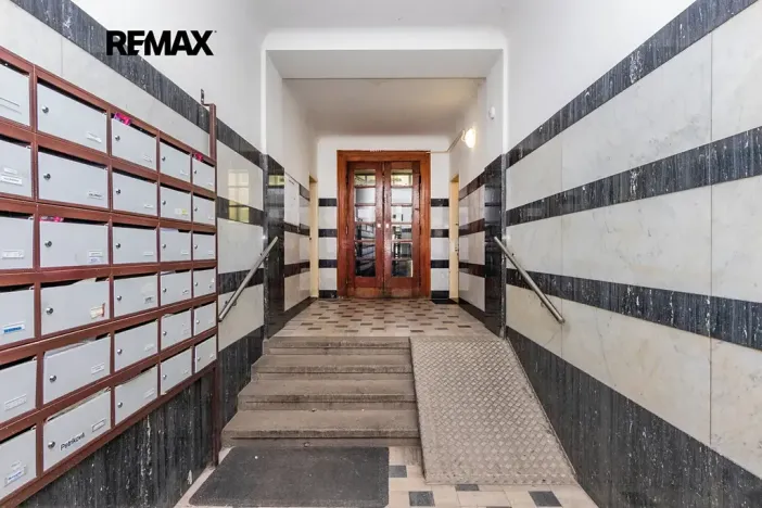 Prodej bytu 2+1, Praha - Žižkov, Lucemburská, 52 m2