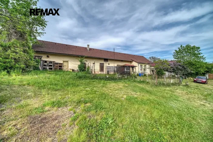 Prodej zemědělské usedlosti, Týnec nad Labem, 236 m2