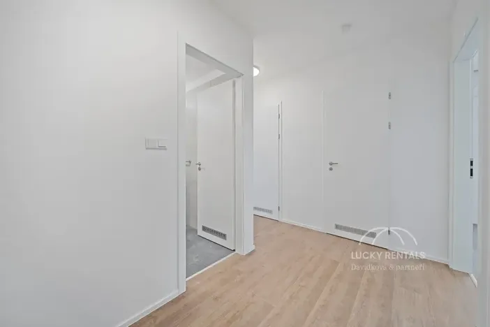 Pronájem bytu 2+kk, Praha - Chodov, Líbalova, 45 m2