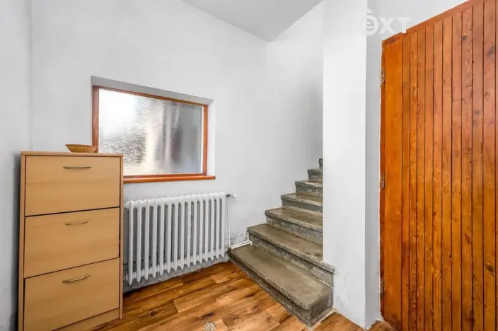 Prodej vícegeneračního domu, Hředle, 206 m2
