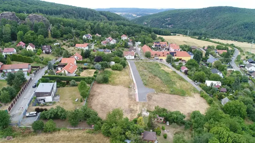 Prodej pozemku pro bydlení, Černolice, Lísková, 1245 m2