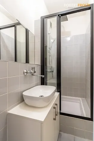 Pronájem bytu 1+kk, Praha - Záběhlice, Jabloňová, 28 m2