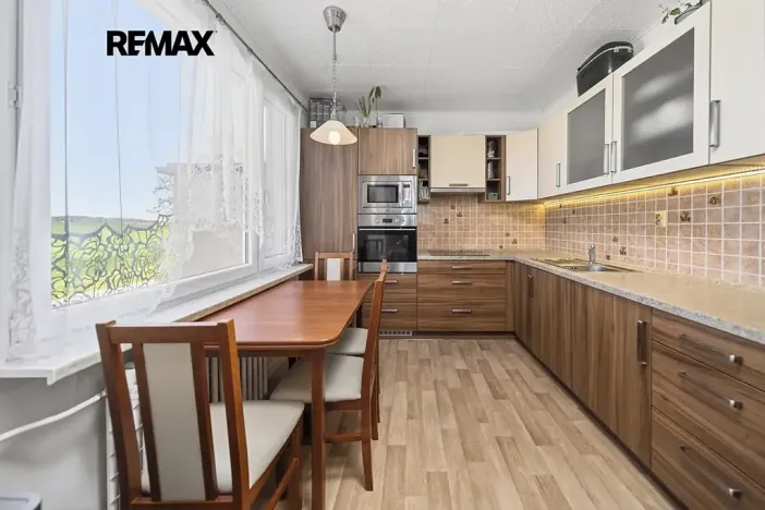 Prodej bytu 4+1, Pernarec, 80 m2
