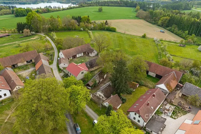 Prodej zemědělské usedlosti, Loket, 80 m2