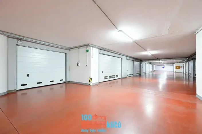 Pronájem bytu 3+kk, Praha - Vysočany, Nepilova, 93 m2