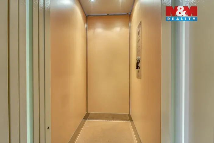 Prodej bytu 3+kk, Mariánské Lázně, Křižíkova, 156 m2