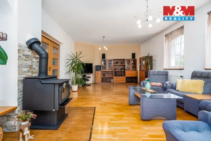 Prodej rodinného domu, Přerov nad Labem, 236 m2