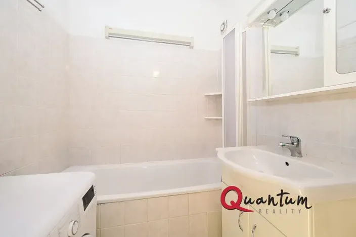 Pronájem bytu 2+1, Praha - Čimice, Okořská, 57 m2